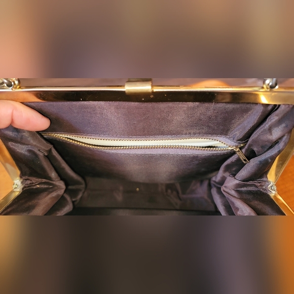 Vintage Patent Purse With Hand Painted Cherry Blossoms Signed "SM" - Picture 16 of 16